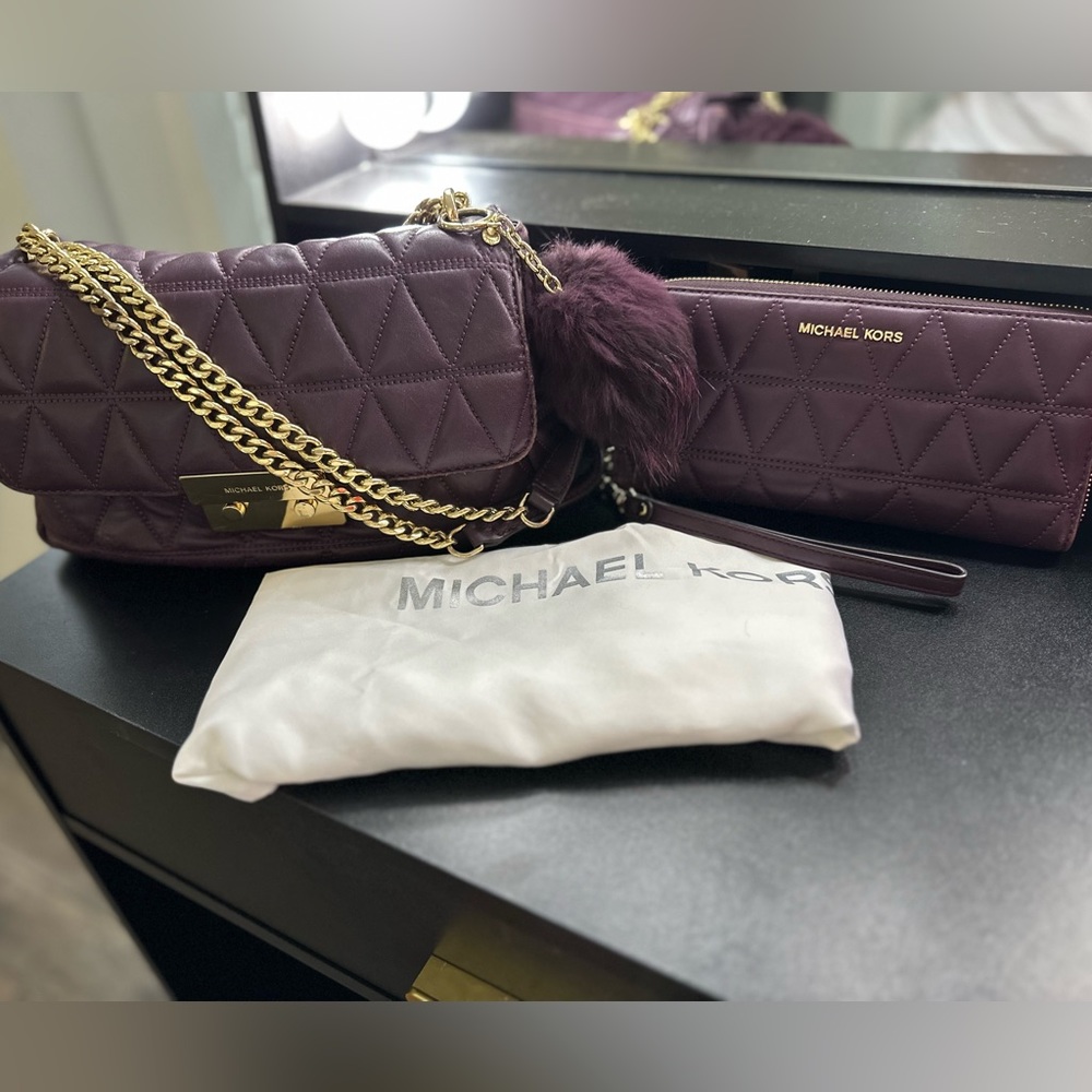 Michael Kors Purple Cross Body Bag and Wallet 💜